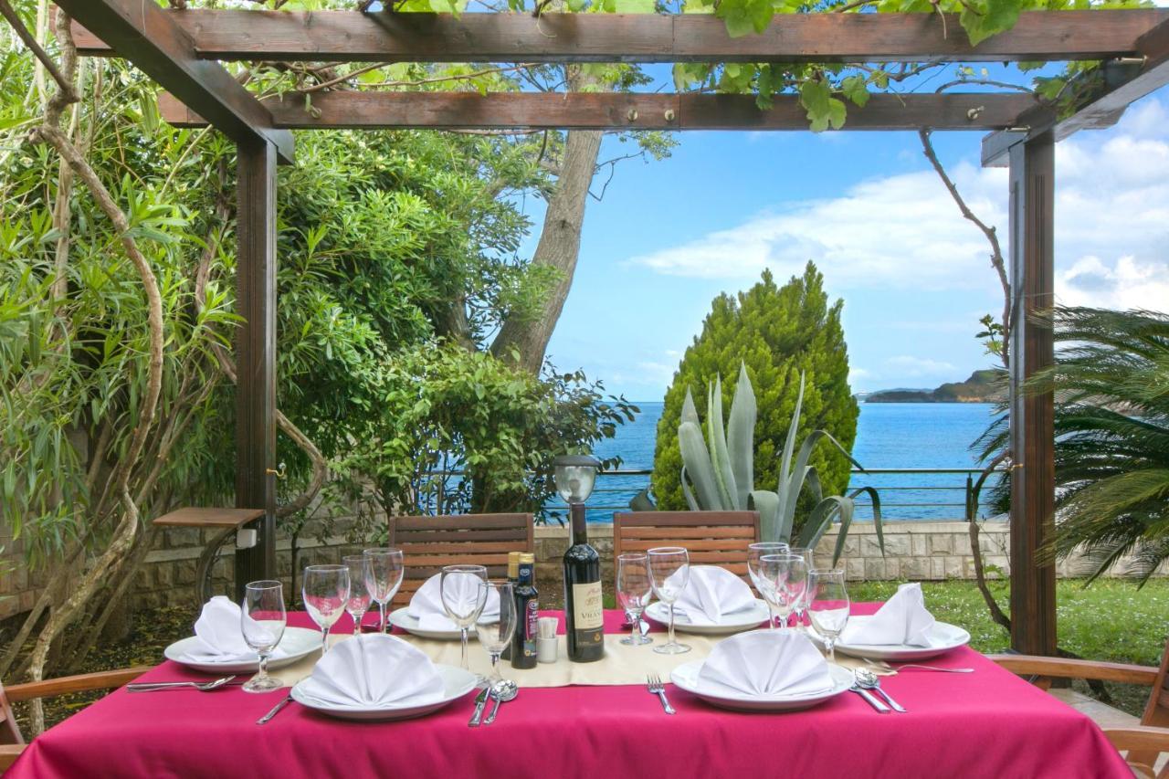 Royal Holiday Apartments Sveti Stefan Eksteriør billede