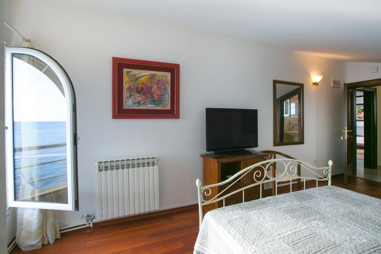 Royal Holiday Apartments Sveti Stefan Eksteriør billede