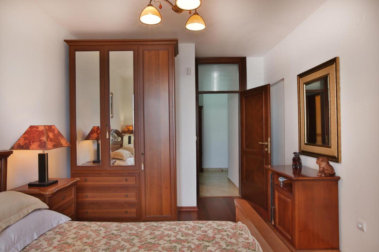 Royal Holiday Apartments Sveti Stefan Eksteriør billede