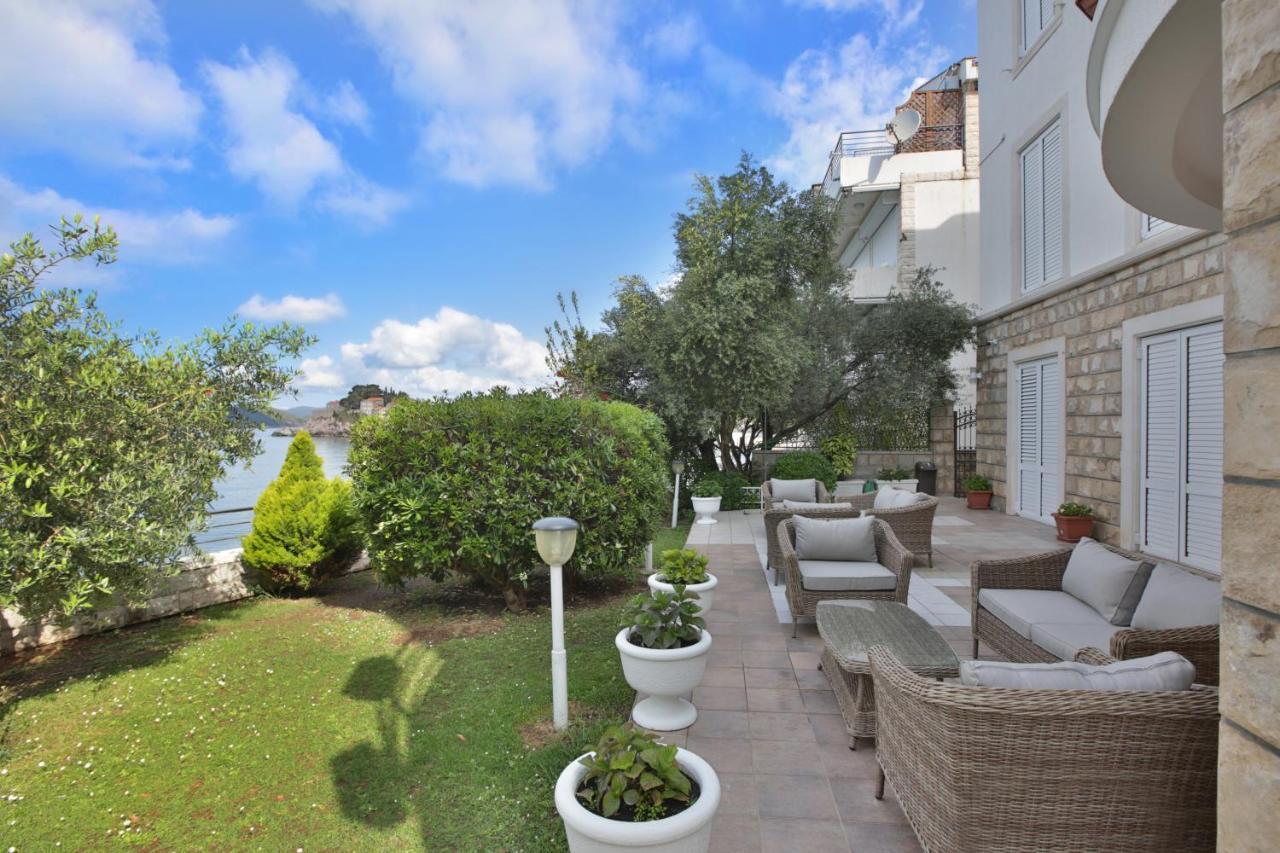 Royal Holiday Apartments Sveti Stefan Eksteriør billede