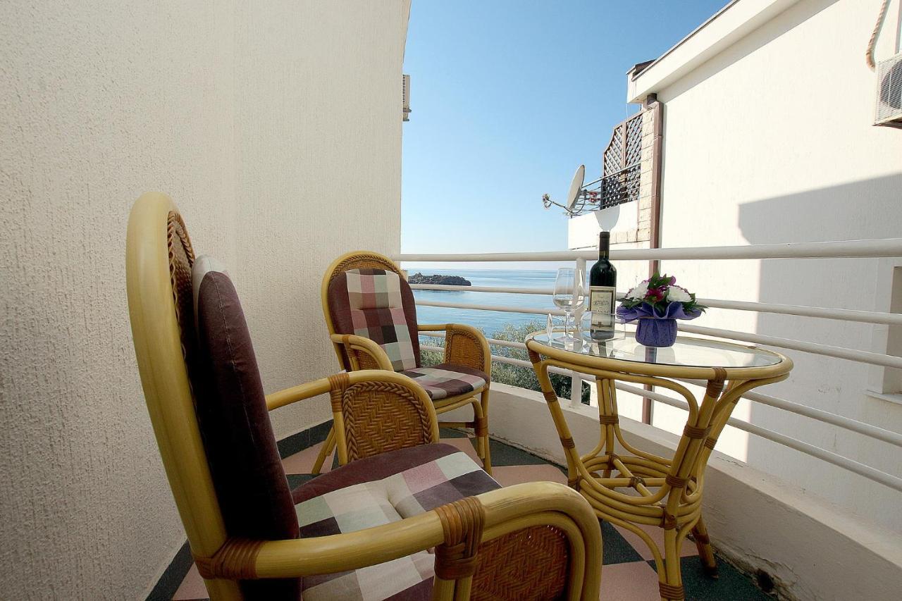 Royal Holiday Apartments Sveti Stefan Eksteriør billede